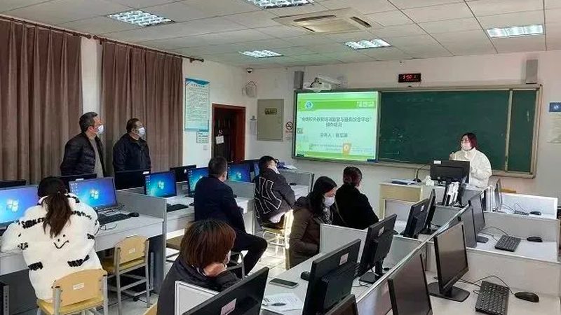 焊工培训实操基地包吃住吗